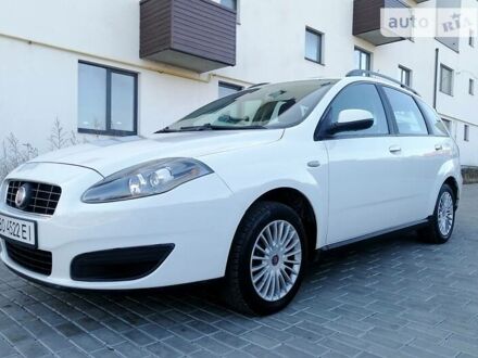 Фіат Croma 2010 у Тернополі на Automoto.ua Білий Фіат Croma, об'ємом двигуна 1.8 л та пробігом 153 тис. км за 5999 $, фото 1 на Automoto.ua