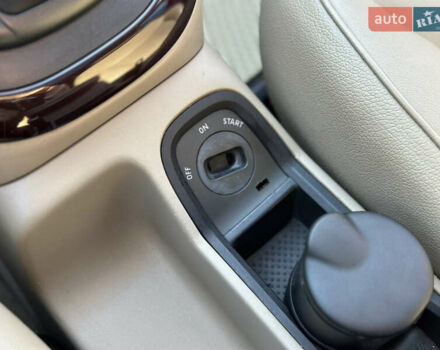 Черный Фиат Крома, объемом двигателя 2.4 л и пробегом 270 тыс. км за 4200 $, фото 49 на Automoto.ua