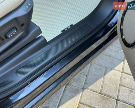 Черный Фиат Крома, объемом двигателя 2.4 л и пробегом 270 тыс. км за 4200 $, фото 63 на Automoto.ua