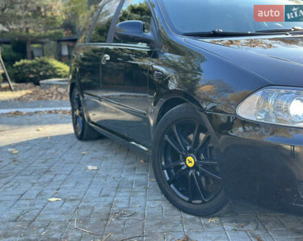 Черный Фиат Крома, объемом двигателя 2.4 л и пробегом 270 тыс. км за 4200 $, фото 17 на Automoto.ua