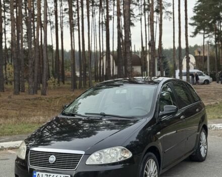 Черный Фиат Крома, объемом двигателя 1.8 л и пробегом 300 тыс. км за 3600 $, фото 1 на Automoto.ua