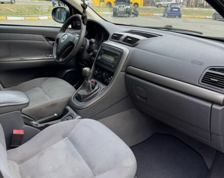 Черный Фиат Крома, объемом двигателя 1.8 л и пробегом 300 тыс. км за 3600 $, фото 12 на Automoto.ua