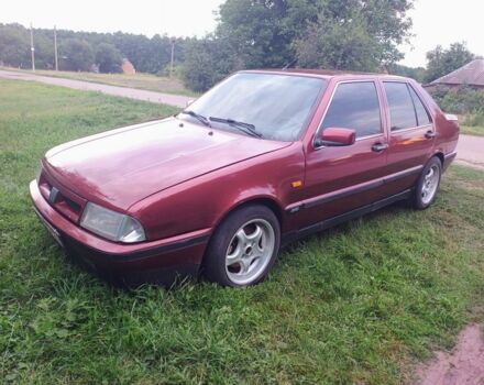 Красный Фиат Крома, объемом двигателя 2 л и пробегом 450 тыс. км за 1500 $, фото 2 на Automoto.ua