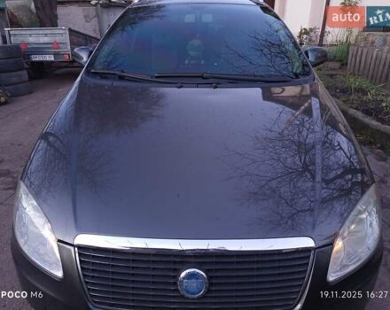 Серый Фиат Крома, объемом двигателя 1.8 л и пробегом 236 тыс. км за 4000 $, фото 7 на Automoto.ua