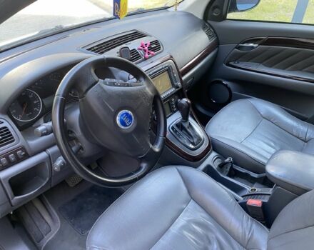 Серый Фиат Крома, объемом двигателя 1.9 л и пробегом 430 тыс. км за 5500 $, фото 10 на Automoto.ua