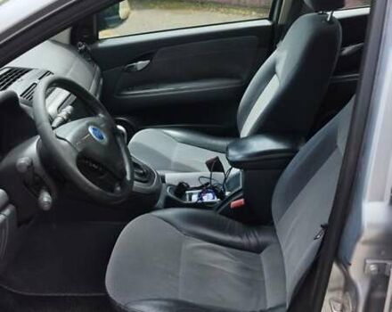 Серый Фиат Крома, объемом двигателя 1.91 л и пробегом 345 тыс. км за 4800 $, фото 4 на Automoto.ua