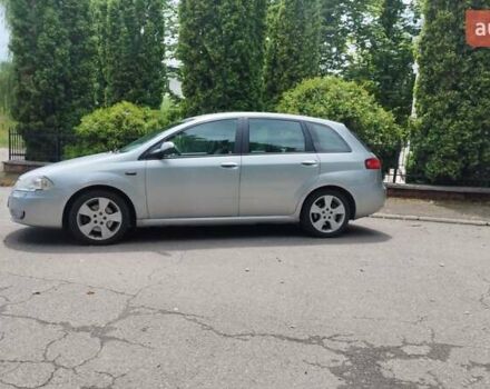 Серый Фиат Крома, объемом двигателя 1.91 л и пробегом 345 тыс. км за 4800 $, фото 3 на Automoto.ua