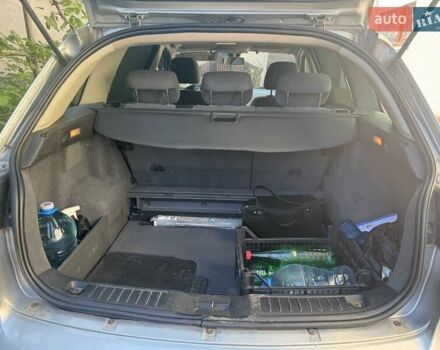 Серый Фиат Крома, объемом двигателя 1.9 л и пробегом 225 тыс. км за 4700 $, фото 1 на Automoto.ua