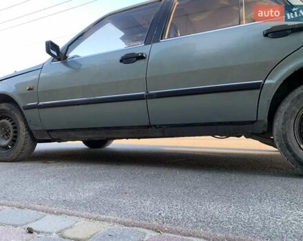 Серый Фиат Крома, объемом двигателя 2 л и пробегом 250 тыс. км за 1200 $, фото 5 на Automoto.ua