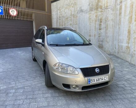 Серый Фиат Крома, объемом двигателя 1.9 л и пробегом 430 тыс. км за 5500 $, фото 1 на Automoto.ua