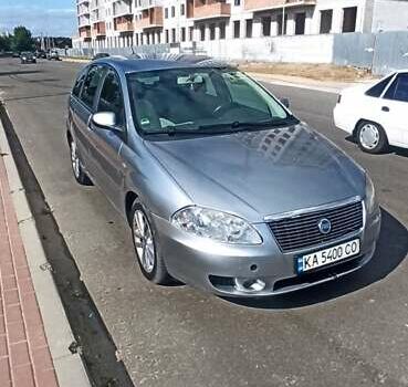 Сірий Фіат Croma, об'ємом двигуна 1.9 л та пробігом 240 тис. км за 4500 $, фото 1 на Automoto.ua