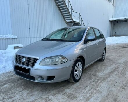 Серый Фиат Крома, объемом двигателя 1.9 л и пробегом 353 тыс. км за 2200 $, фото 1 на Automoto.ua