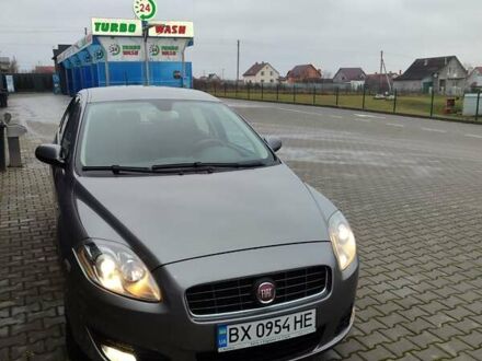 Серый Фиат Крома, объемом двигателя 1.8 л и пробегом 221 тыс. км за 5800 $, фото 1 на Automoto.ua