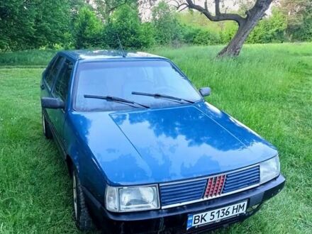 Фиат Крома 1986 в Ровно на Automoto.ua Синий Фиат Крома, объемом двигателя 2 л и пробегом 279 тыс. км за 1200 $, фото 1 на Automoto.ua