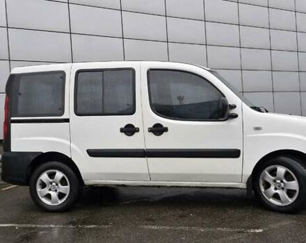 Білий Фіат Добло Панорама, об'ємом двигуна 1.4 л та пробігом 243 тис. км за 5100 $, фото 3 на Automoto.ua