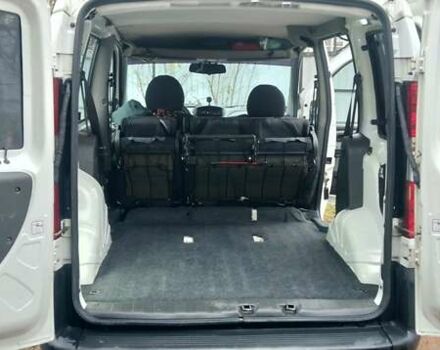 Білий Фіат Добло Панорама, об'ємом двигуна 1.37 л та пробігом 141 тис. км за 5900 $, фото 7 на Automoto.ua