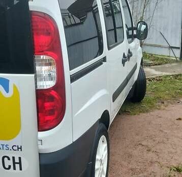 Білий Фіат Добло Панорама, об'ємом двигуна 1.37 л та пробігом 141 тис. км за 5900 $, фото 5 на Automoto.ua