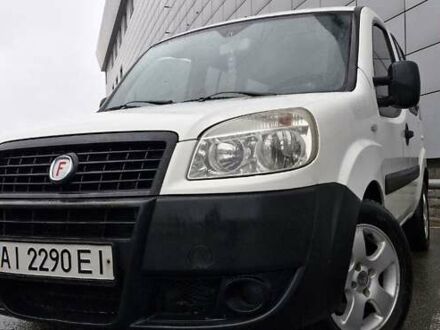 Белый Фиат Добло Панорама, объемом двигателя 1.4 л и пробегом 243 тыс. км за 5100 $, фото 1 на Automoto.ua