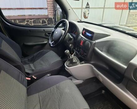 Черный Фиат Добло Панорама, объемом двигателя 1.37 л и пробегом 277 тыс. км за 5000 $, фото 9 на Automoto.ua