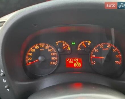 Черный Фиат Добло Панорама, объемом двигателя 1.37 л и пробегом 277 тыс. км за 5000 $, фото 11 на Automoto.ua