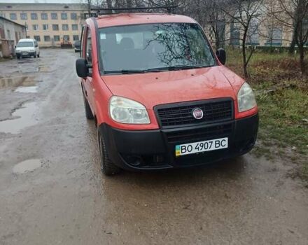 Красный Фиат Добло Панорама, объемом двигателя 1.37 л и пробегом 302 тыс. км за 2650 $, фото 1 на Automoto.ua