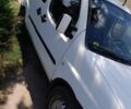 Белый Фиат Добло груз., объемом двигателя 1.9 л и пробегом 240 тыс. км за 4200 $, фото 4 на Automoto.ua