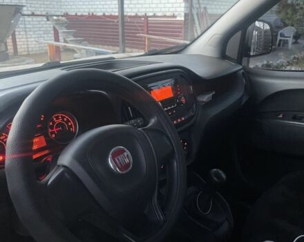 Красный Фиат Добло груз., объемом двигателя 0 л и пробегом 60 тыс. км за 14500 $, фото 7 на Automoto.ua