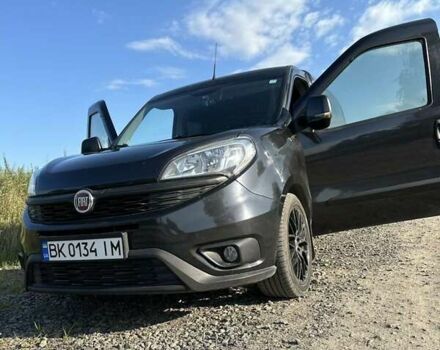 Серый Фиат Добло груз., объемом двигателя 2 л и пробегом 160 тыс. км за 10100 $, фото 2 на Automoto.ua