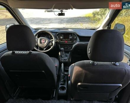 Серый Фиат Добло груз., объемом двигателя 2 л и пробегом 160 тыс. км за 10100 $, фото 7 на Automoto.ua