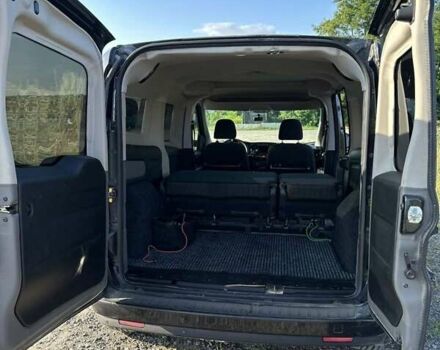 Серый Фиат Добло груз., объемом двигателя 2 л и пробегом 160 тыс. км за 10100 $, фото 11 на Automoto.ua