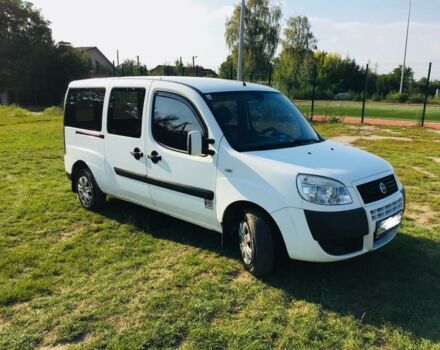 Білий Фіат Добло пас., об'ємом двигуна 1.3 л та пробігом 168 тис. км за 6800 $, фото 1 на Automoto.ua