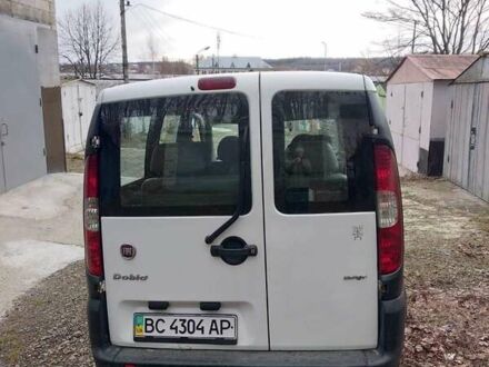 Фиат Добло пасс. 2008 в Трускавце на Automoto.ua Белый Фиат Добло пасс., объемом двигателя 1.3 л и пробегом 175 тыс. км за 5000 $, фото 1 на Automoto.ua