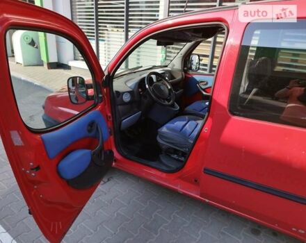 Красный Фиат Добло пасс., объемом двигателя 1.3 л и пробегом 194 тыс. км за 4500 $, фото 7 на Automoto.ua