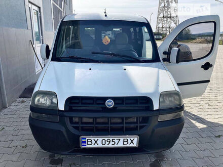 Фіат Добло пас. 2005 у Чернівцях на Automoto.ua Фіат Добло пас., об'ємом двигуна 1.9 л та пробігом 250 тис. км за 4400 $, фото 1 на Automoto.ua