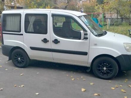Фиат Добло пасс. 2007 в Киеве на Automoto.ua Фиат Добло пасс., объемом двигателя 0 л и пробегом 340 тыс. км за 5500 $, фото 1 на Automoto.ua