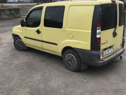 Фіат Добло пас. 2005 у Миколаєві на Automoto.ua Жовтий Фіат Добло пас., об'ємом двигуна 1.3 л та пробігом 250 тис. км за 4650 $, фото 1 на Automoto.ua