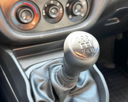 Серый Фиат Добло пасс., объемом двигателя 1.3 л и пробегом 157 тыс. км за 10890 $, фото 5 на Automoto.ua