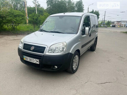Фиат Добло пасс. 2008 в Луцке на Automoto.ua Серый Фиат Добло пасс., объемом двигателя 1.9 л и пробегом 165 тыс. км за 6000 $, фото 1 на Automoto.ua