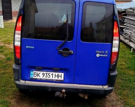 Синий Фиат Добло, объемом двигателя 1.6 л и пробегом 247 тыс. км за 2900 $, фото 4 на Automoto.ua