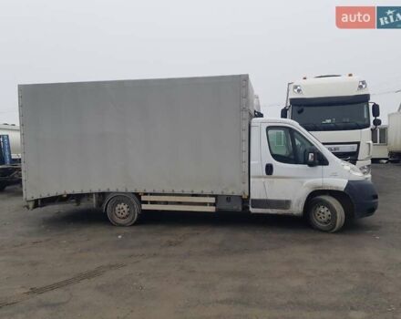 Белый Фиат Дукато, объемом двигателя 2.3 л и пробегом 330 тыс. км за 12500 $, фото 5 на Automoto.ua