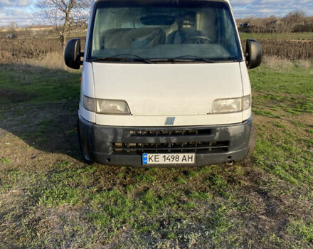Белый Фиат Дукато, объемом двигателя 2.8 л и пробегом 300 тыс. км за 2200 $, фото 2 на Automoto.ua