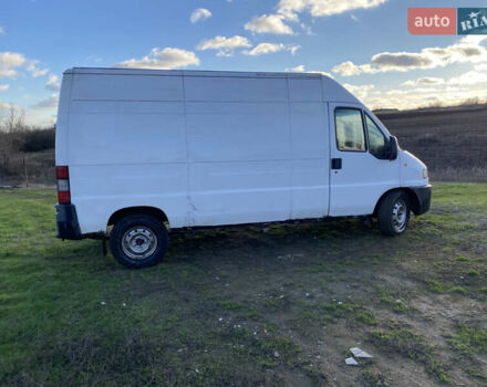 Белый Фиат Дукато, объемом двигателя 2.8 л и пробегом 300 тыс. км за 2200 $, фото 4 на Automoto.ua