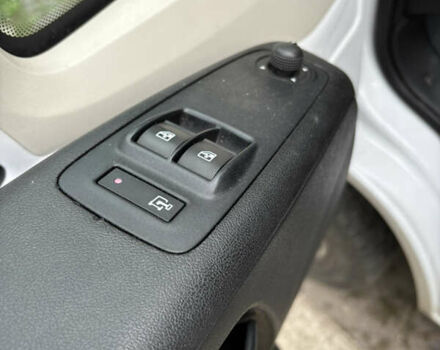 Белый Фиат Дукато, объемом двигателя 2.3 л и пробегом 232 тыс. км за 15500 $, фото 12 на Automoto.ua