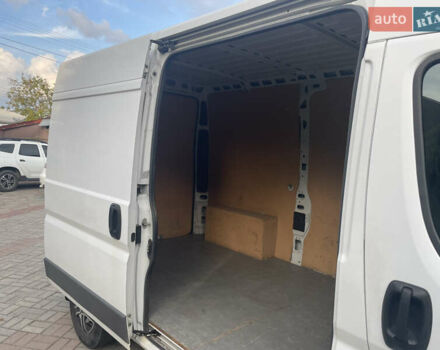 Білий Фіат Дукато, об'ємом двигуна 2.29 л та пробігом 290 тис. км за 14000 $, фото 4 на Automoto.ua