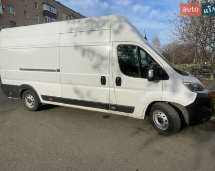 Белый Фиат Дукато, объемом двигателя 2.3 л и пробегом 150 тыс. км за 26000 $, фото 1 на Automoto.ua