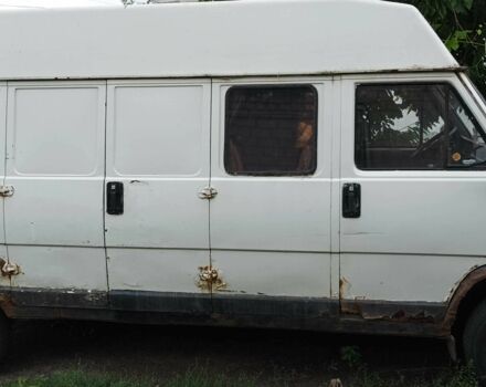 Білий Фіат Дукато, об'ємом двигуна 2.5 л та пробігом 400 тис. км за 828 $, фото 1 на Automoto.ua