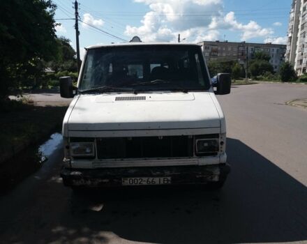 Белый Фиат Дукато, объемом двигателя 2.5 л и пробегом 333 тыс. км за 1000 $, фото 1 на Automoto.ua