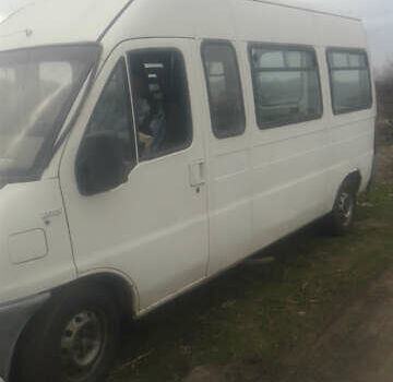 Белый Фиат Дукато, объемом двигателя 2.5 л и пробегом 100 тыс. км за 900 $, фото 2 на Automoto.ua