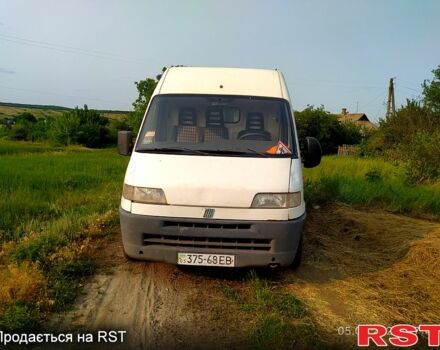 Белый Фиат Дукато, объемом двигателя 2.5 л и пробегом 400 тыс. км за 2500 $, фото 1 на Automoto.ua