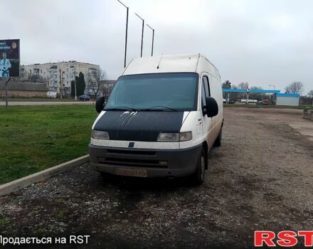 Белый Фиат Дукато, объемом двигателя 2.8 л и пробегом 400 тыс. км за 2799 $, фото 3 на Automoto.ua